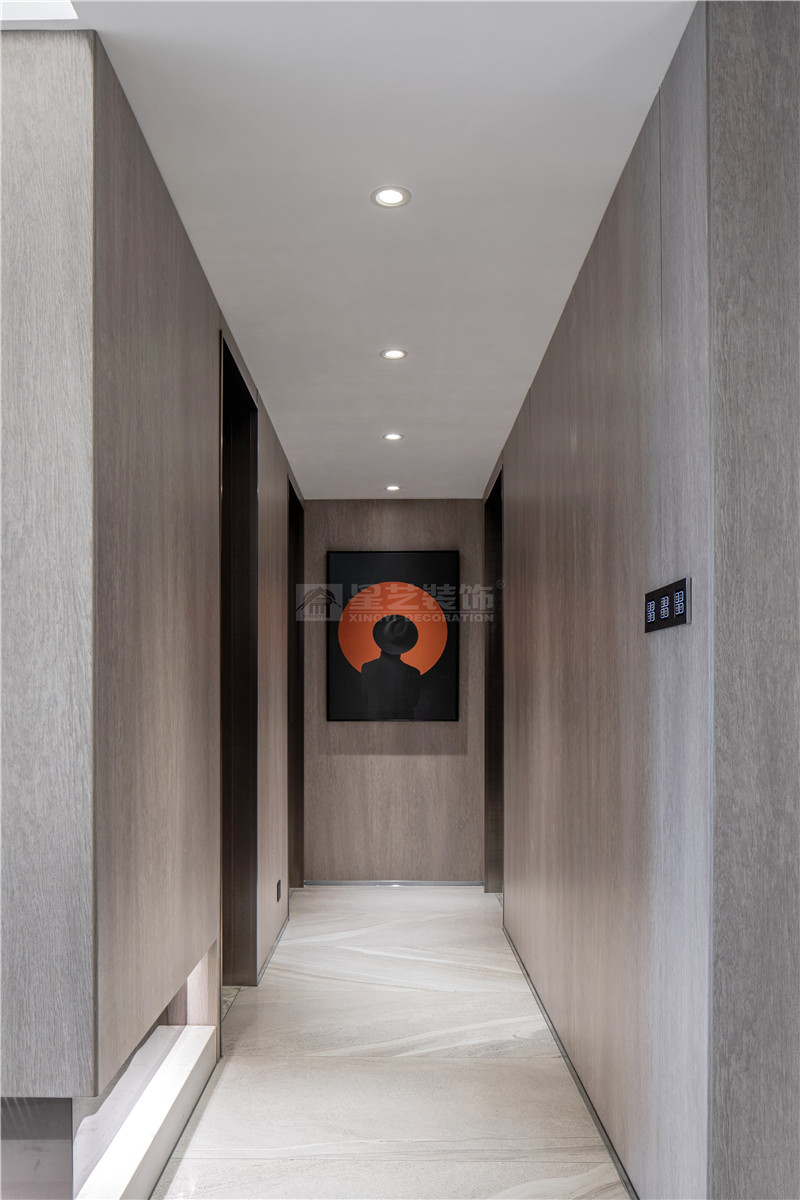 華發(fā)國賓壹號120平過道裝修實景圖