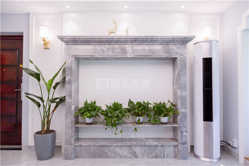 綠地國(guó)際花都120平 客廳裝修實(shí)景圖