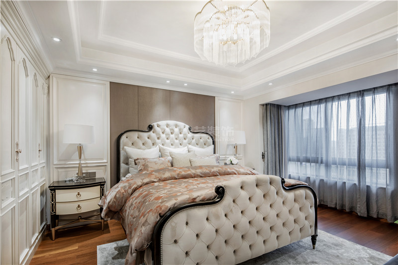 云景山語城186平復(fù)式臥室裝修實景圖