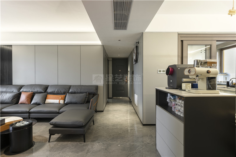 龍光玖譽(yù)湖145平過(guò)道裝修實(shí)景圖