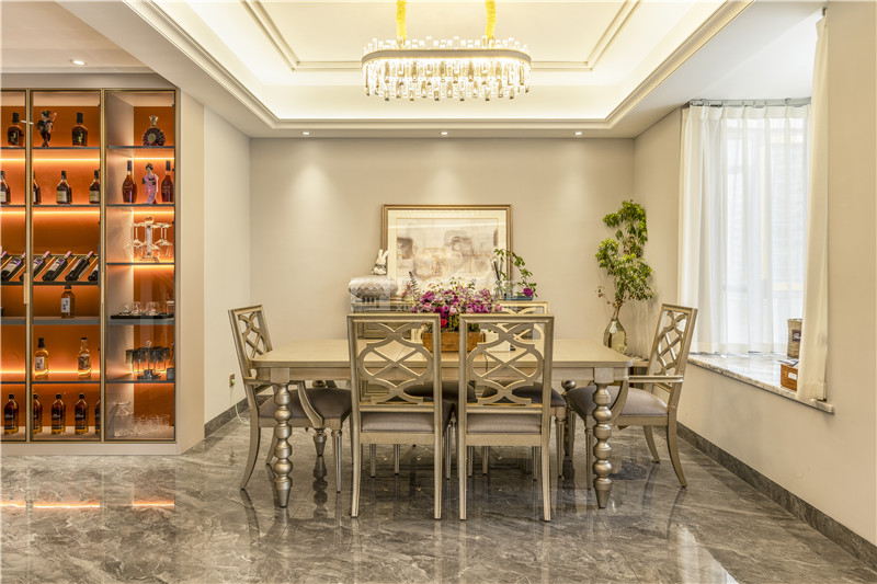 唐越青山 260平復式餐廳裝修實景圖