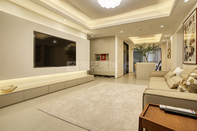 綠地中央廣場125平現(xiàn)代風(fēng)格客廳實景