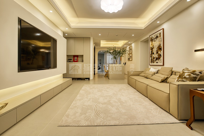 綠地中央廣場125平現(xiàn)代風(fēng)格客廳實景