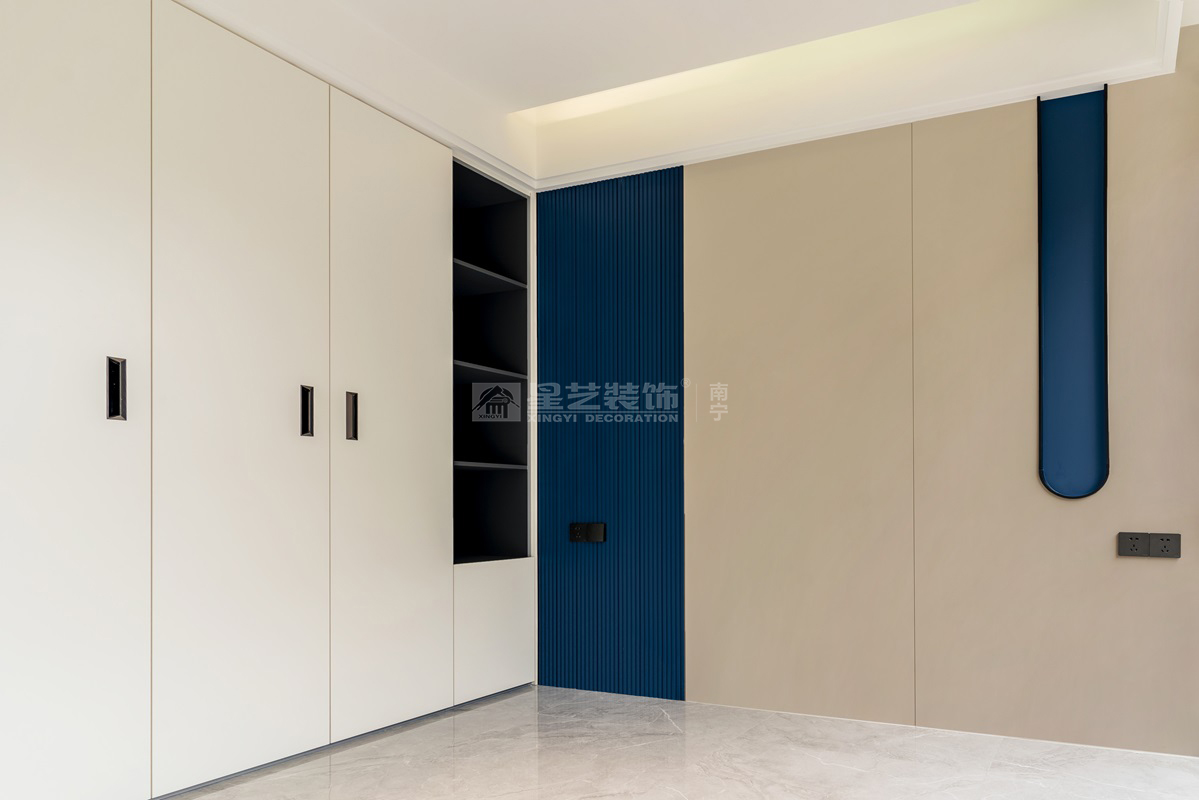 建發(fā)央璽129平現(xiàn)代奶油風(fēng)兒童房裝修實景