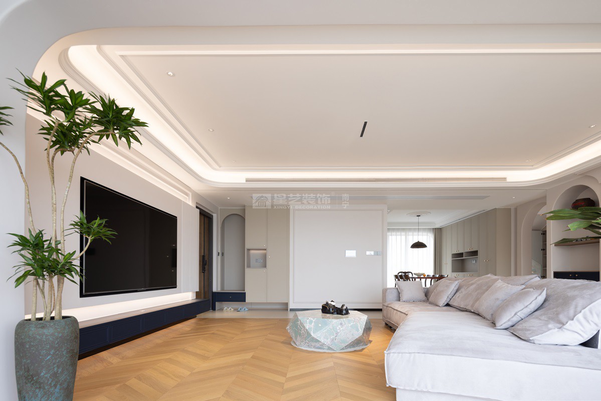 江山璟原270平現(xiàn)代奶油風(fēng)格客廳裝修實(shí)景