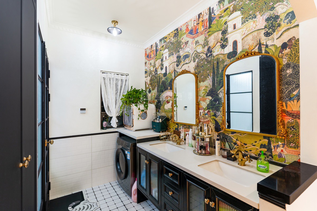 彰泰濱江學(xué)府118平輕法式衛(wèi)生間裝修實景