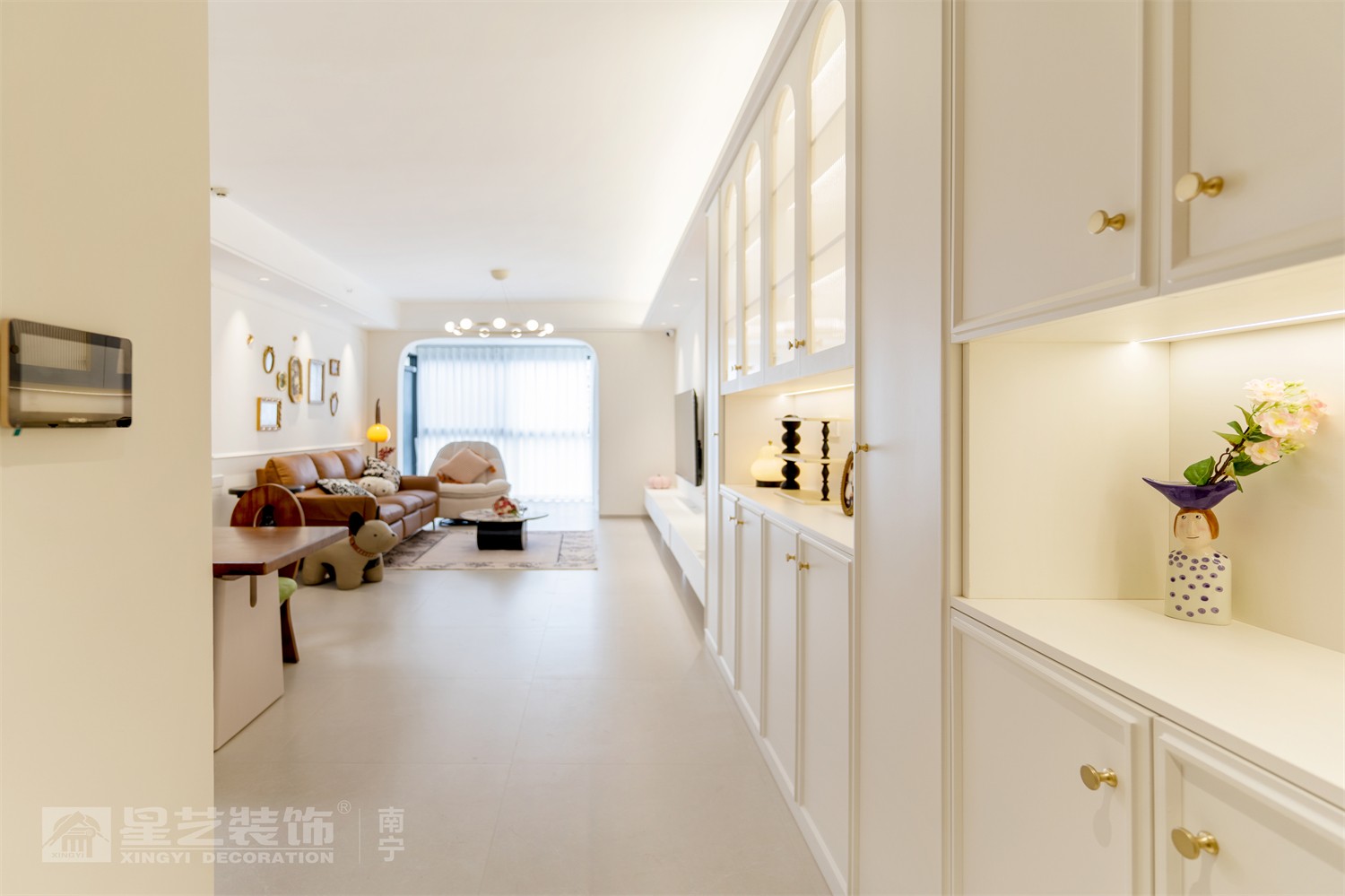 華潤西園悅府118平法式入戶裝修完工實(shí)景圖