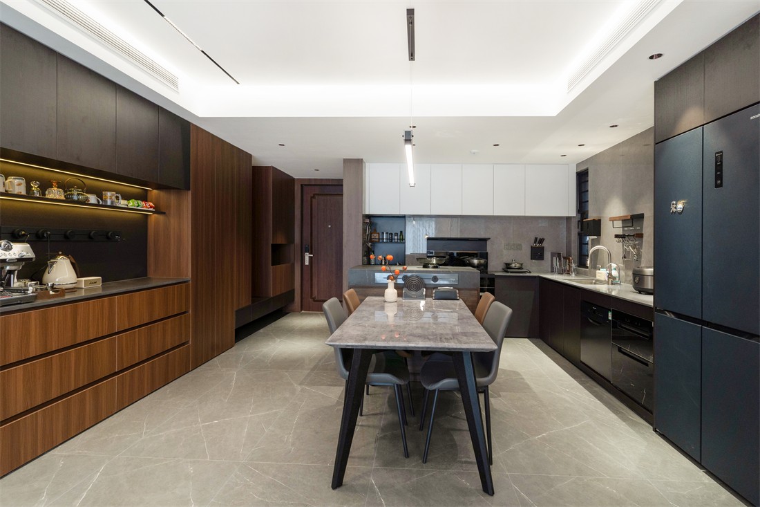 建發(fā)央著140平現(xiàn)代風(fēng)格餐廳裝修完工實(shí)景