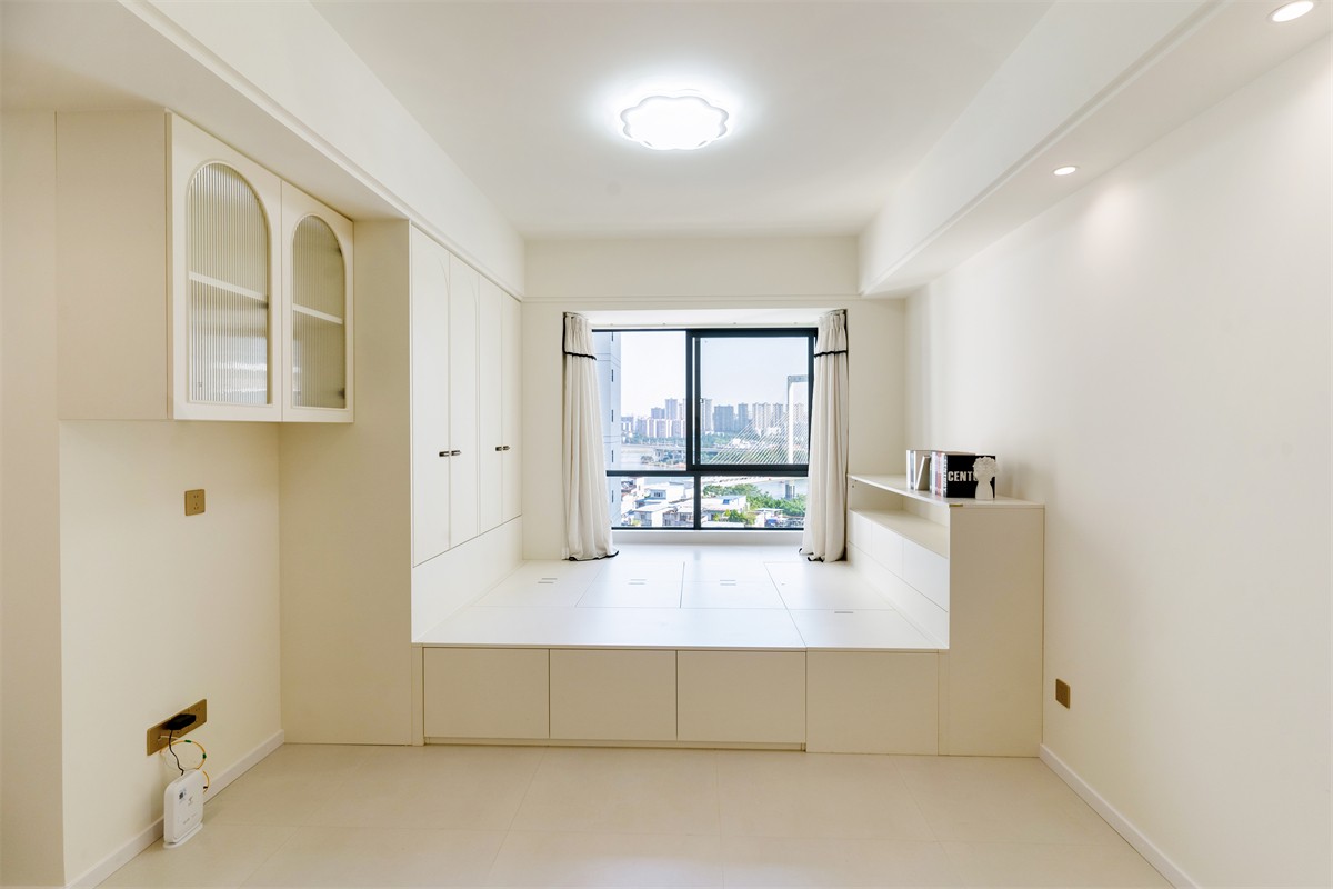 津頭小區(qū)150平法式風(fēng)格書(shū)房完工實(shí)景圖