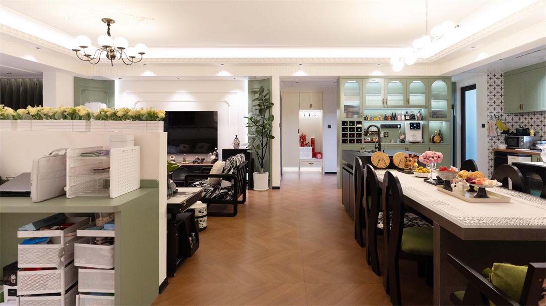 山漸青151平法式客廳裝修完工實景圖