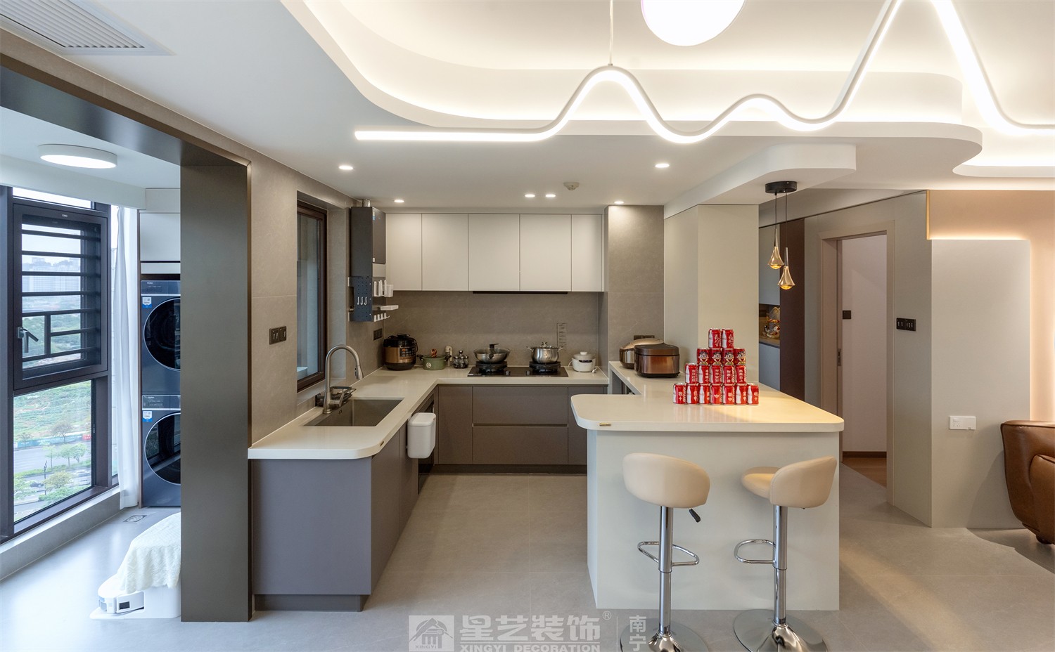 龍光天瀛140平意式輕奢廚房裝修完工實(shí)景圖