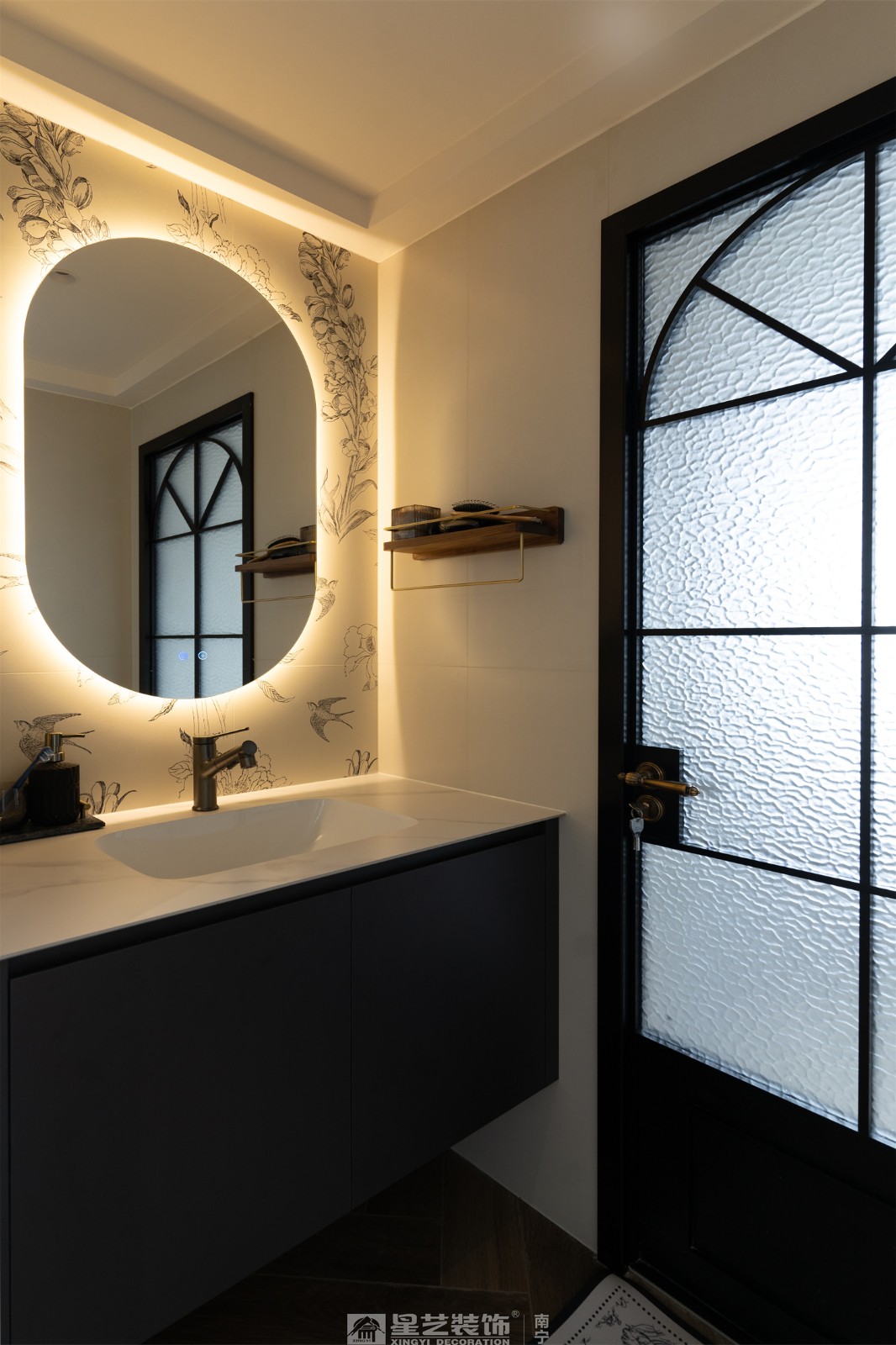 湖畔書院150平法式中古風衛(wèi)生間裝修完工實景圖