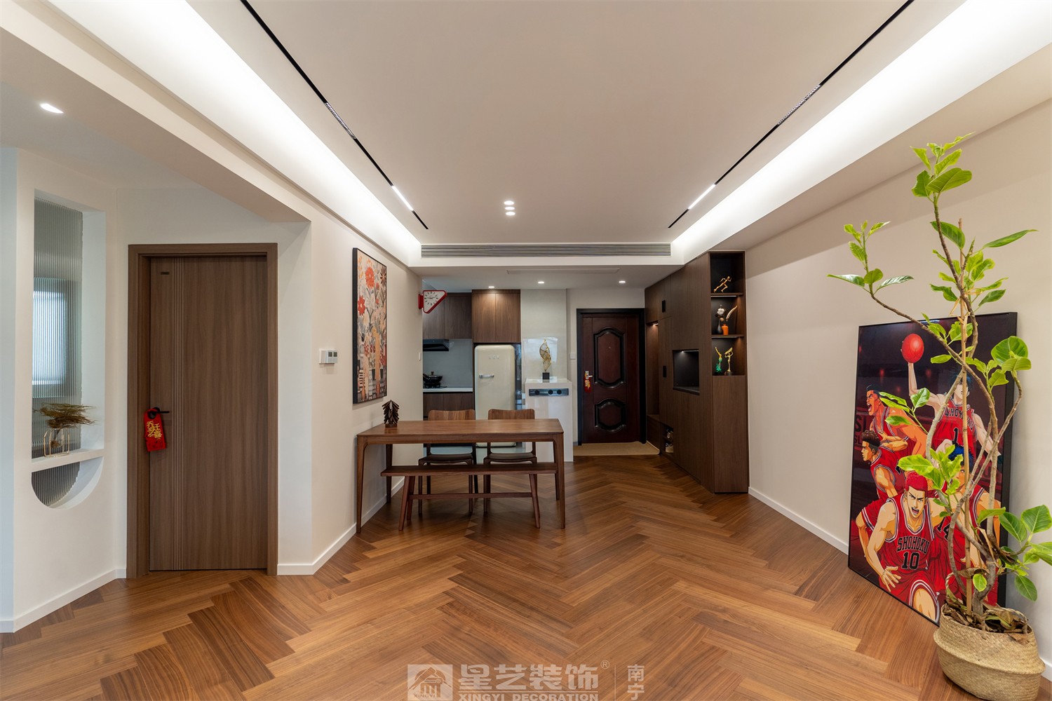 二中新民小區(qū)意式輕奢陽臺裝修完工實(shí)景圖