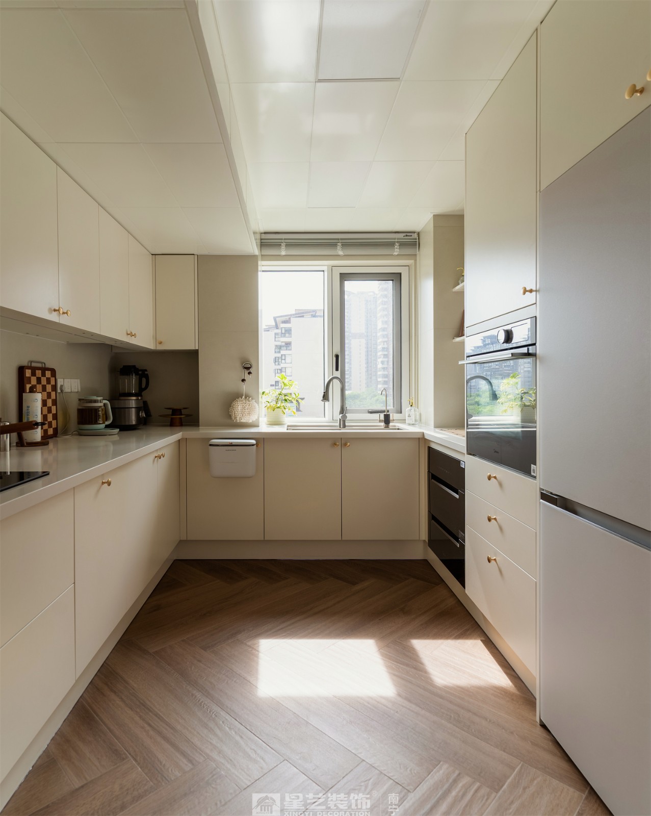 湖畔書院150平法式中古風廚房裝修完工實景圖