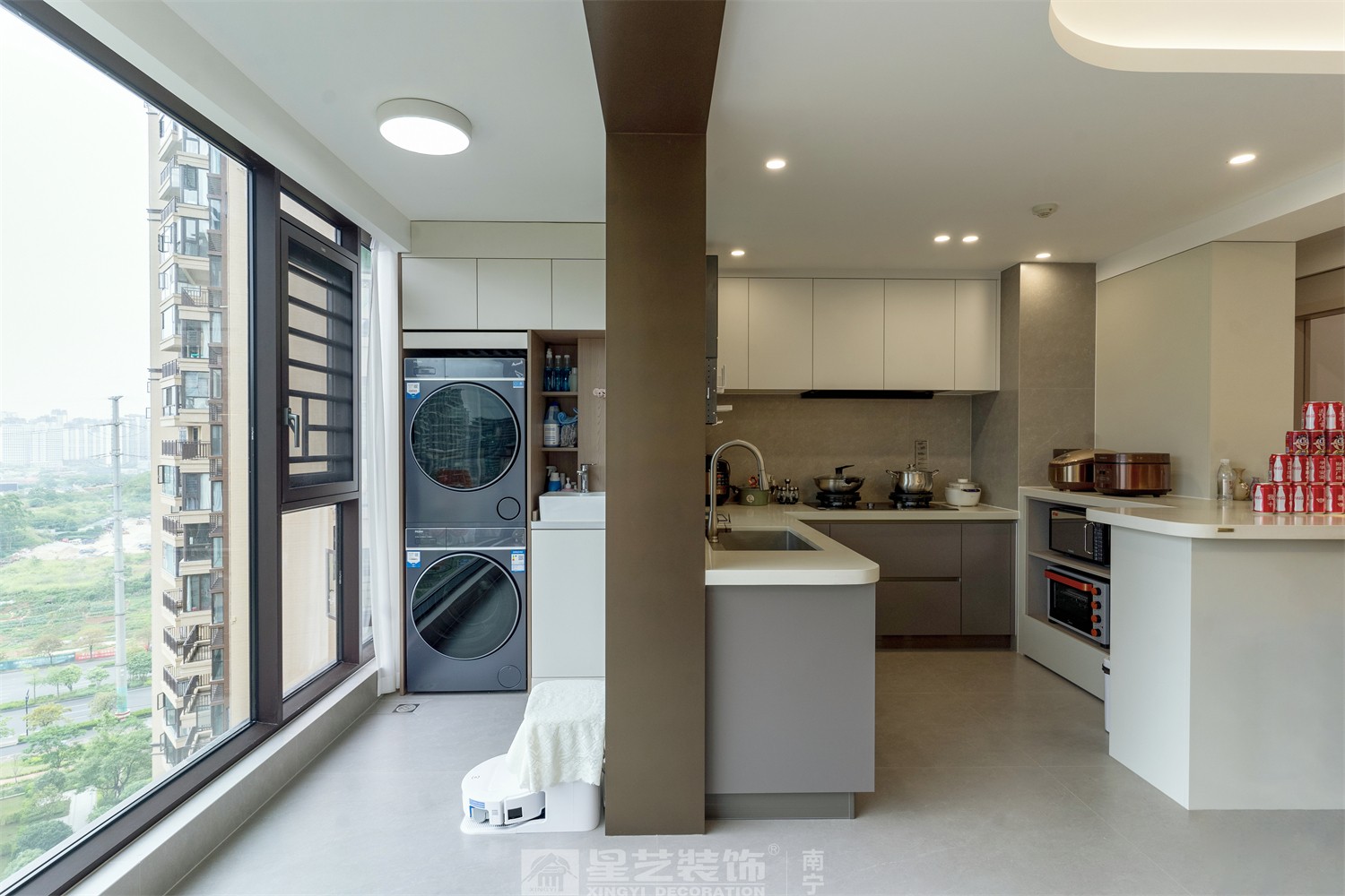 龍光天瀛140平意式輕奢廚房裝修完工實(shí)景圖