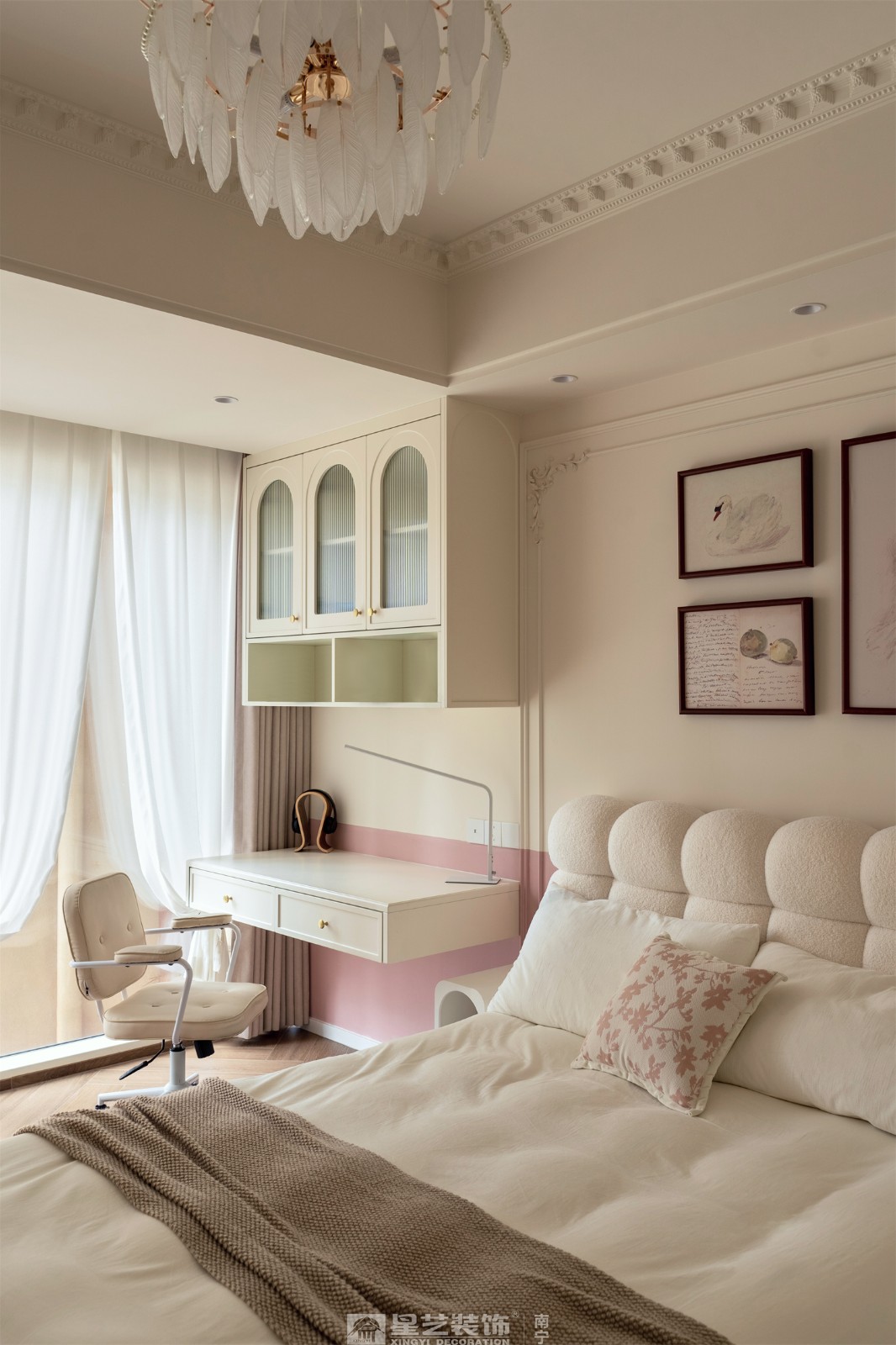 湖畔書院150平法式中古風衛(wèi)臥室裝修完工實景圖