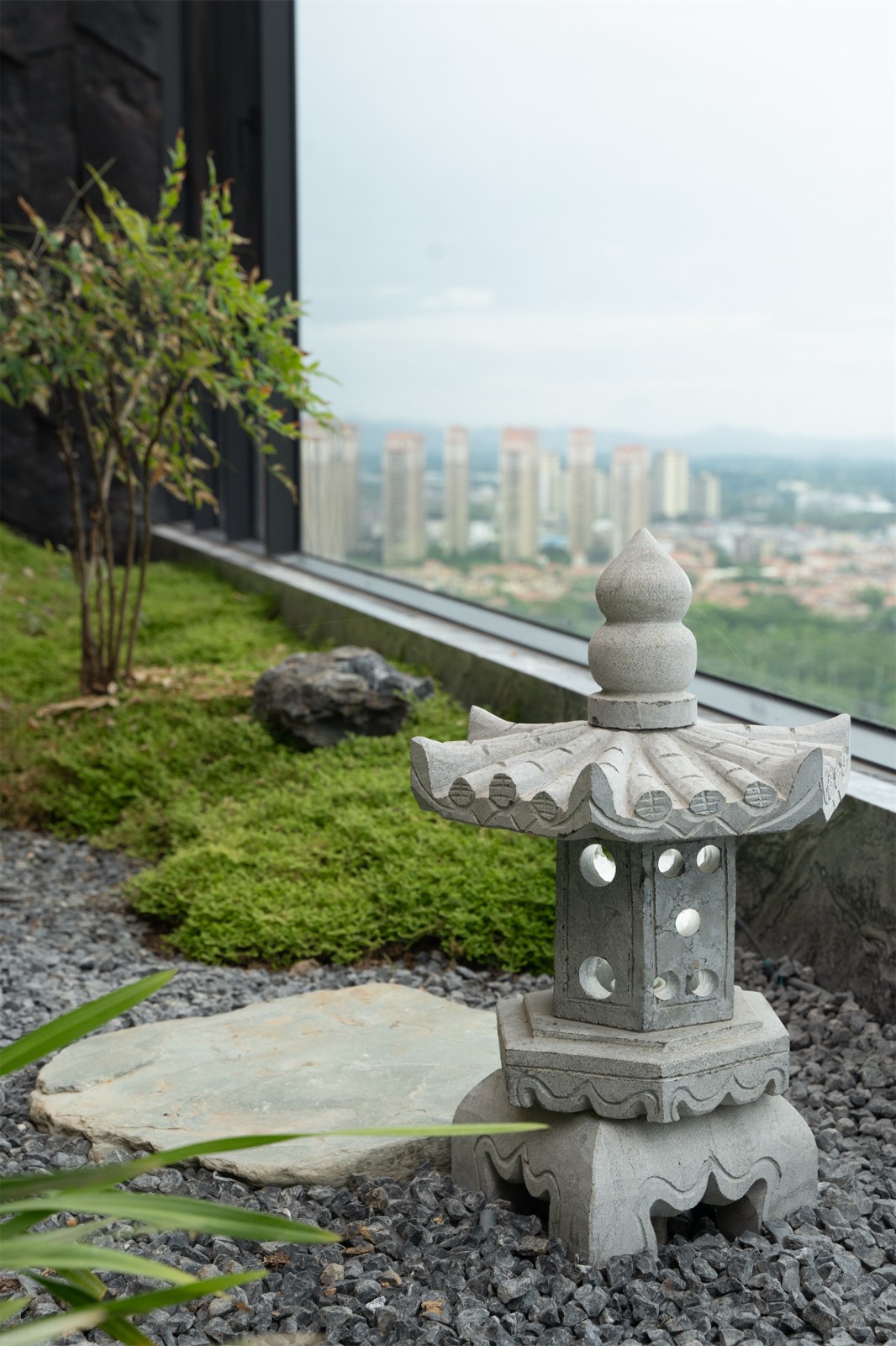 嘉和城依云灣800平現(xiàn)代輕奢陽臺(tái)裝修完工實(shí)景圖