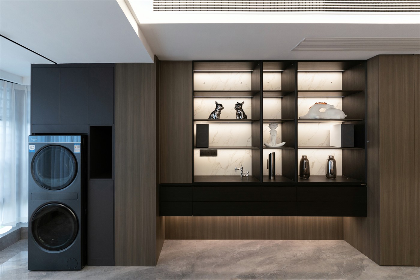 保利冠江墅143平意式輕奢陽臺裝修完工實景圖