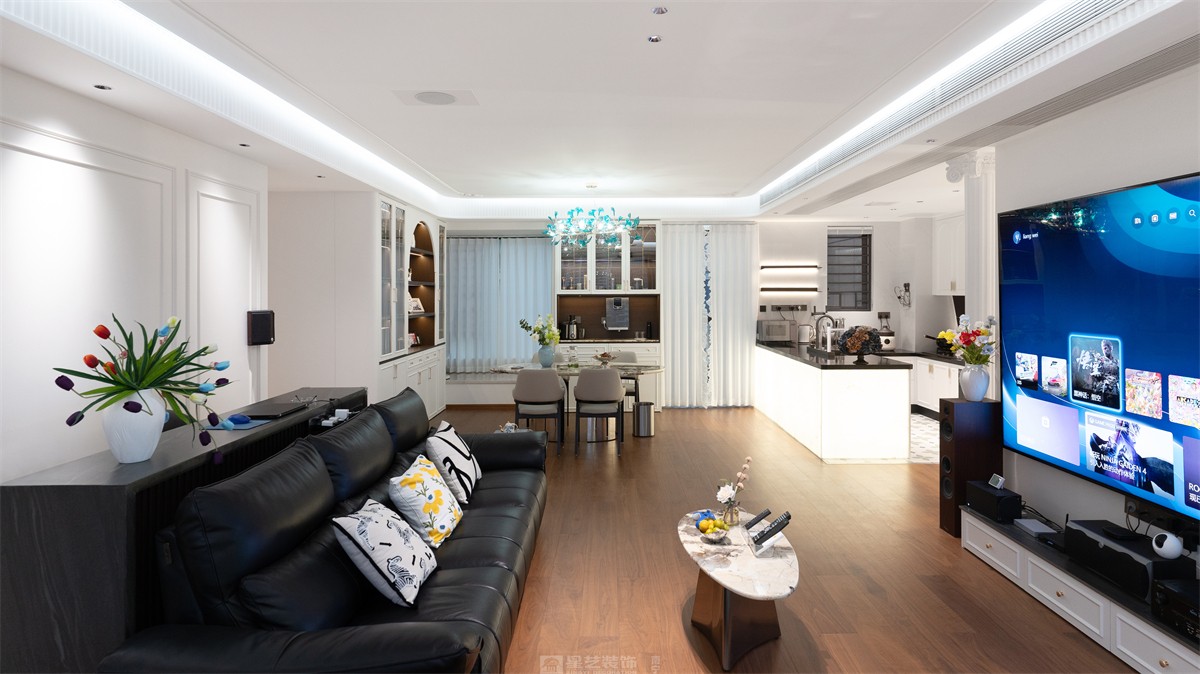 建發(fā)縵云143平法式風(fēng)格客廳裝修實景圖