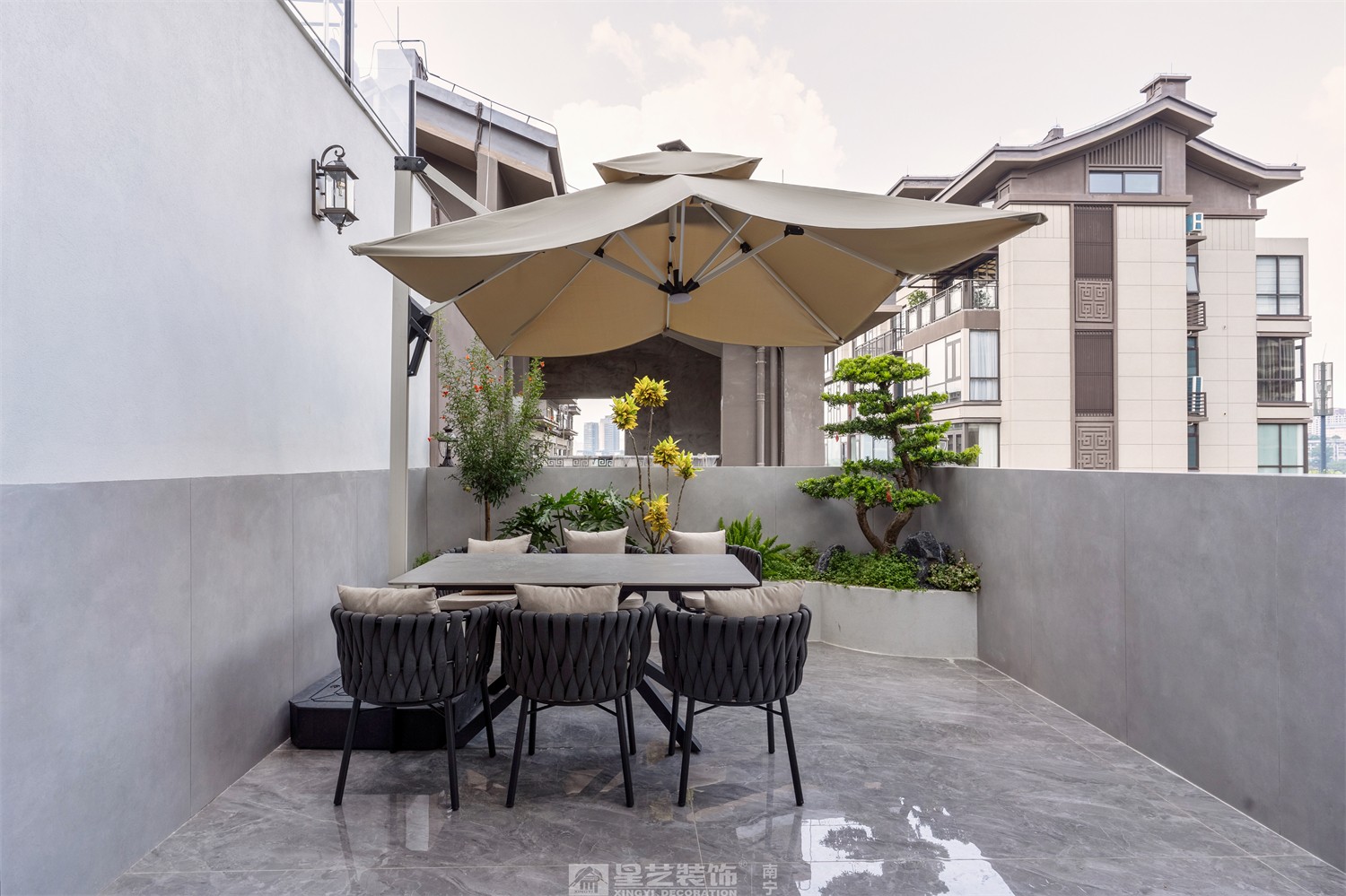 建發(fā)五象印月300平現(xiàn)代輕奢陽臺裝修效果圖