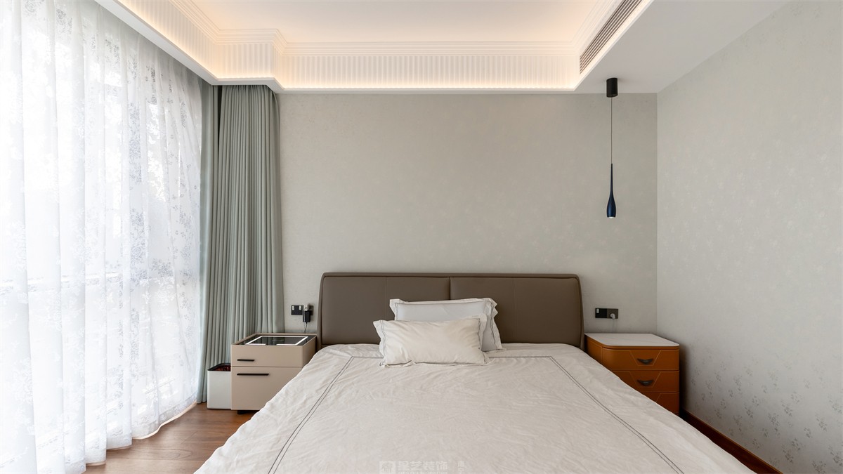 建發(fā)縵云143平法式風(fēng)格臥室裝修實景圖