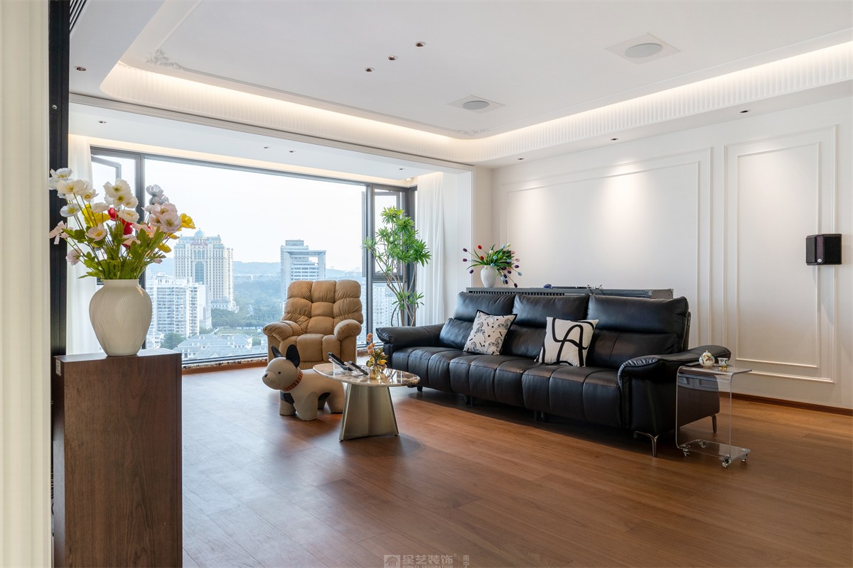 建發(fā)縵云143平法式風(fēng)格客廳裝修實景圖